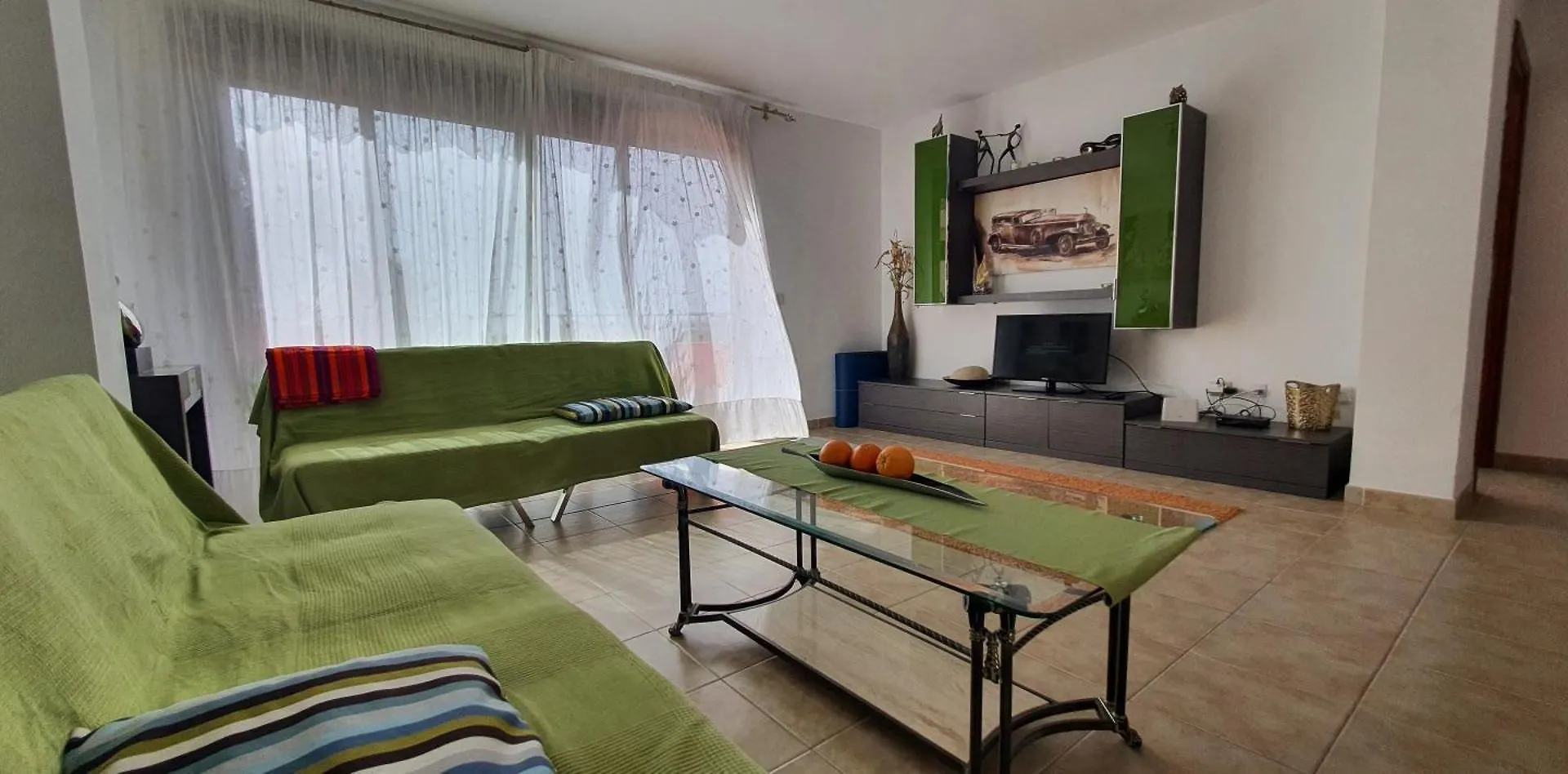2 Bedroom Apartment Callao Salvaje