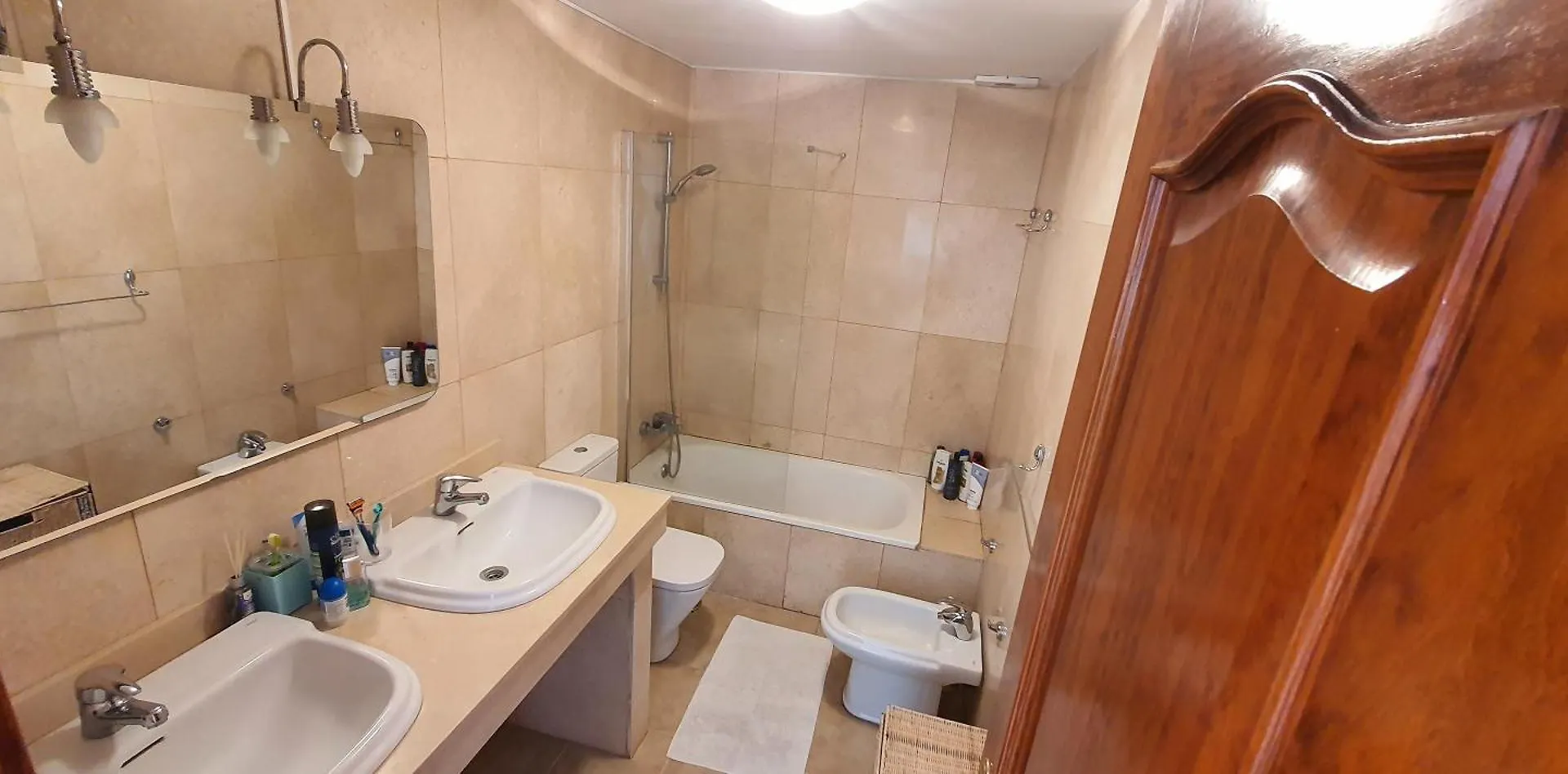 2 Bedroom Apartment Callao Salvaje